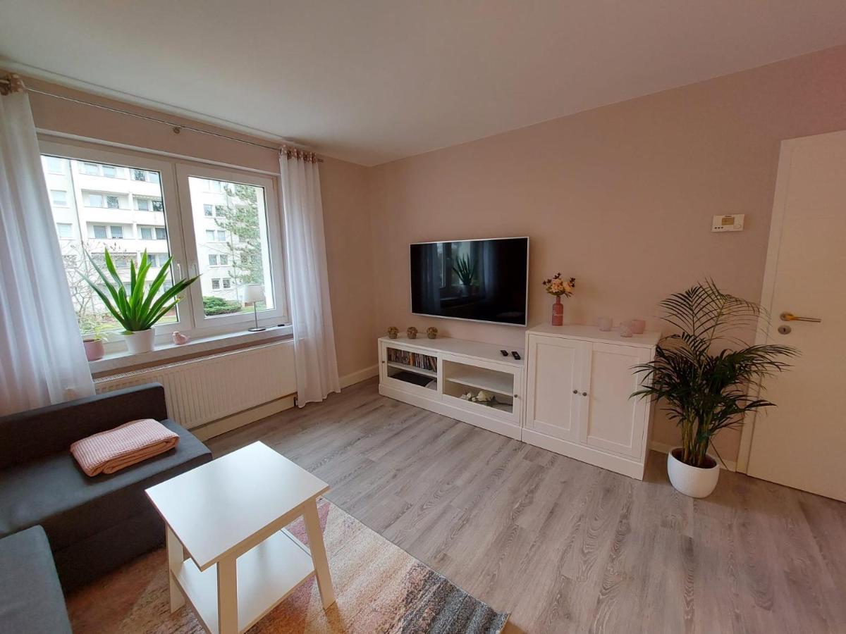 Helles Modern Eingerichtetes Apartment Halle (Saale) Exterior foto